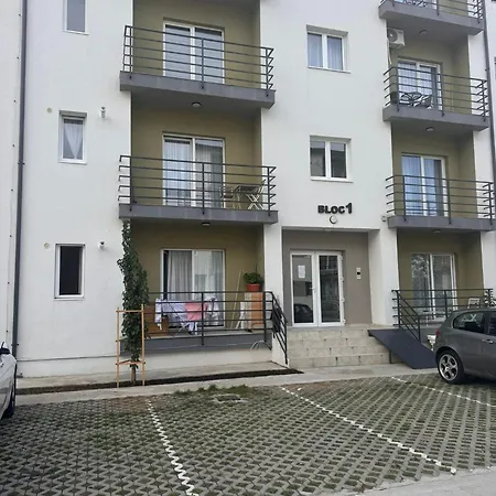 Unique Sapphire 33 Apartment Bucharest Exterior photo