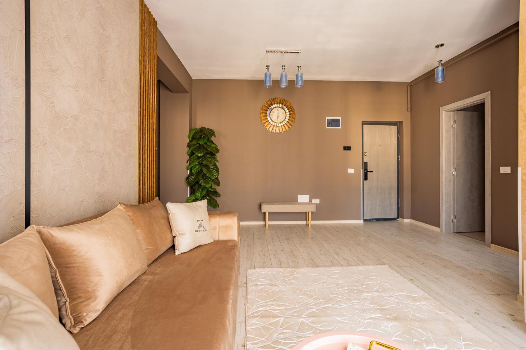 Unique Sapphire 33 Apartment *